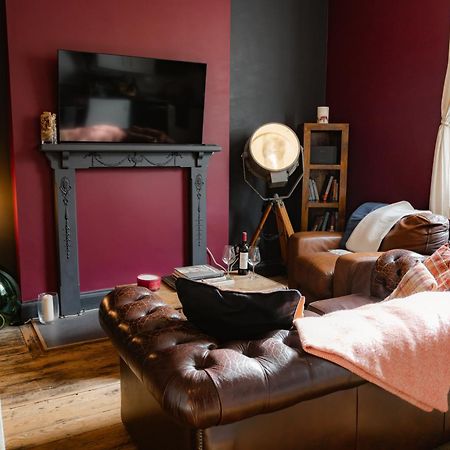 The Bolt Hole - Stratford Upon Avon - Central - Free Offstreet Parking - 2 Bed Luxury Apartment Stratford-upon-Avon Exterior foto